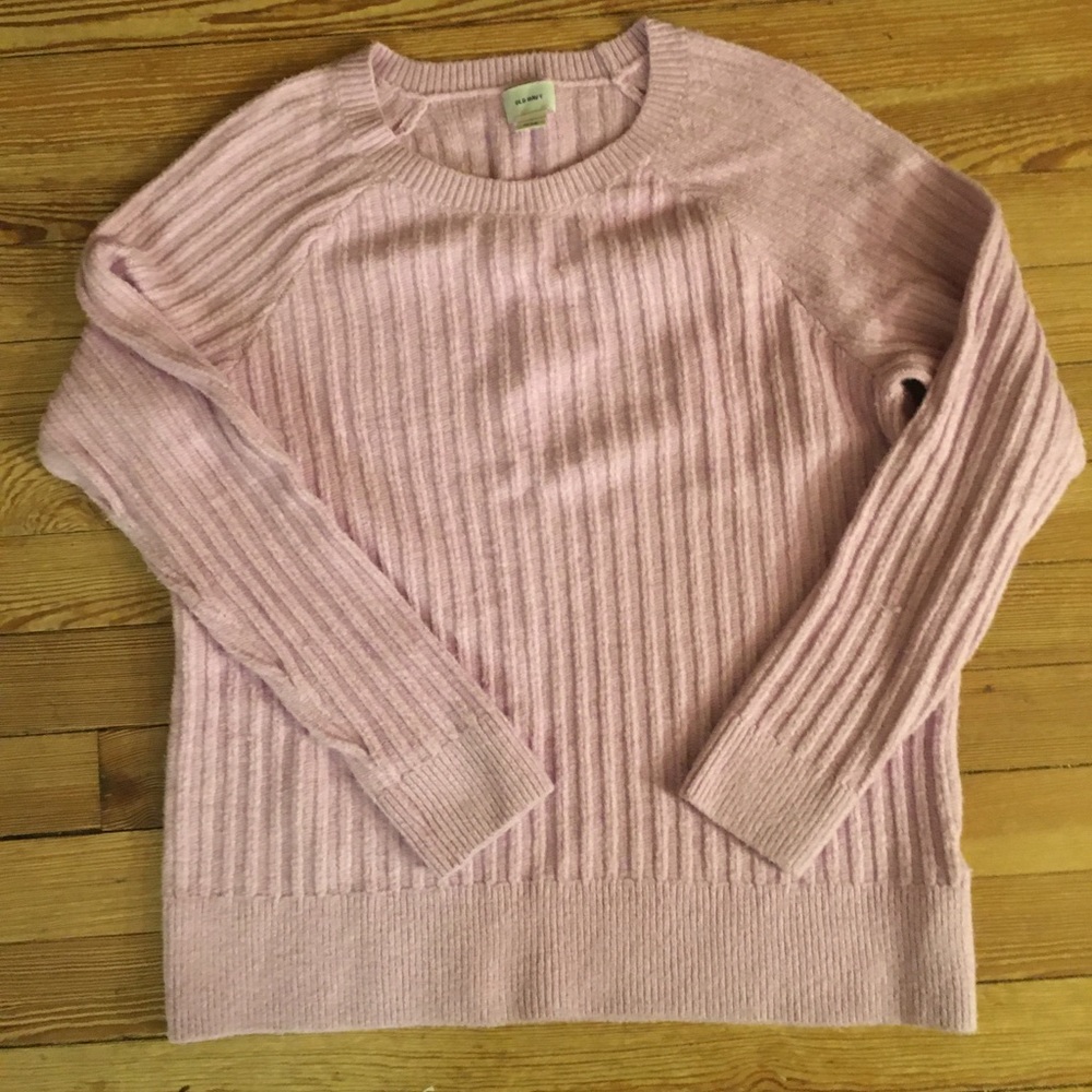 Old Navy crew neck sweater